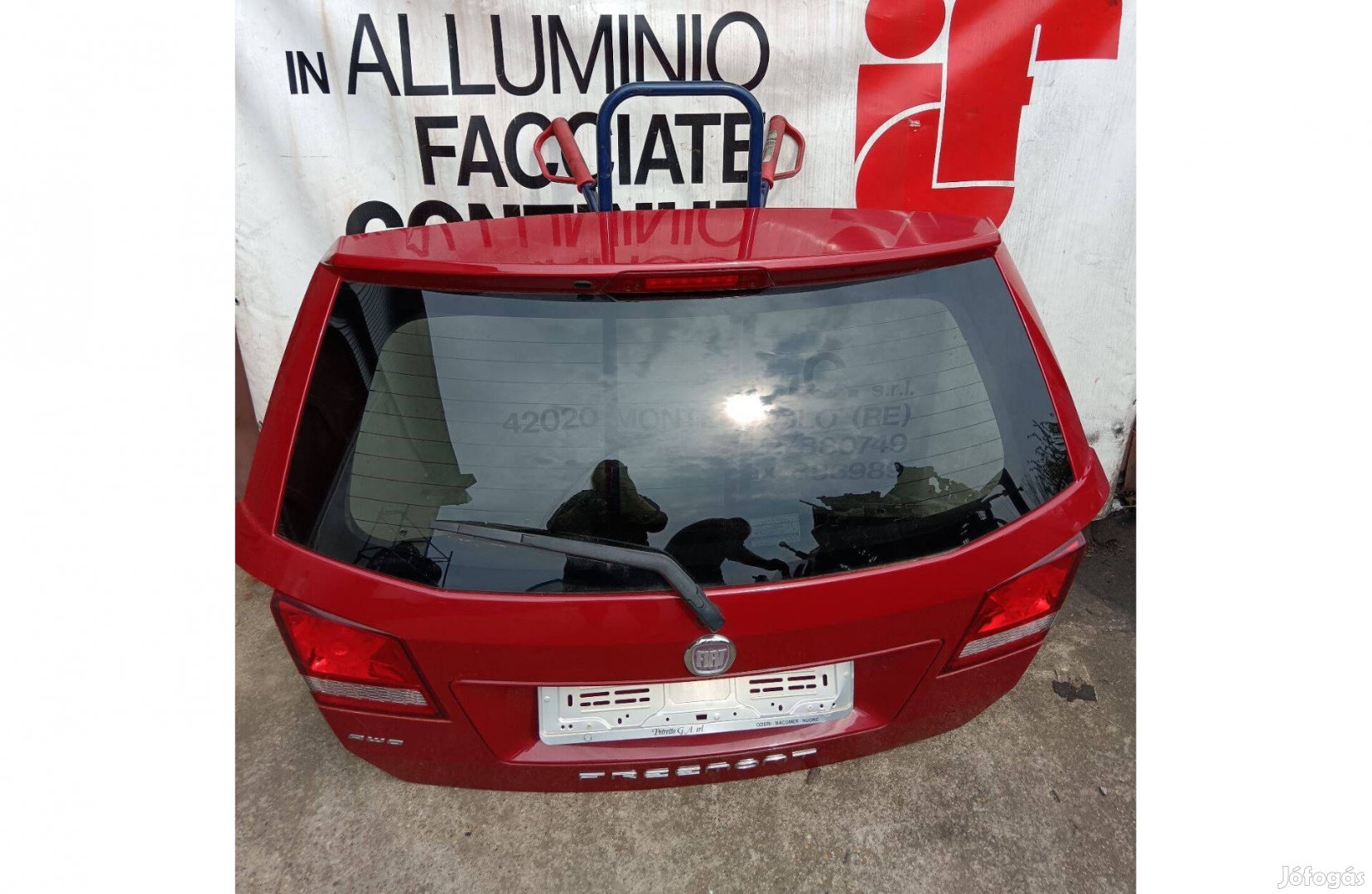 Fiat Freemont csomagtér ajtó