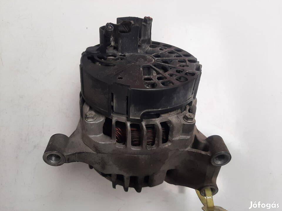 Fiat Grande Punto 1.4 16V generátor 102211-8432