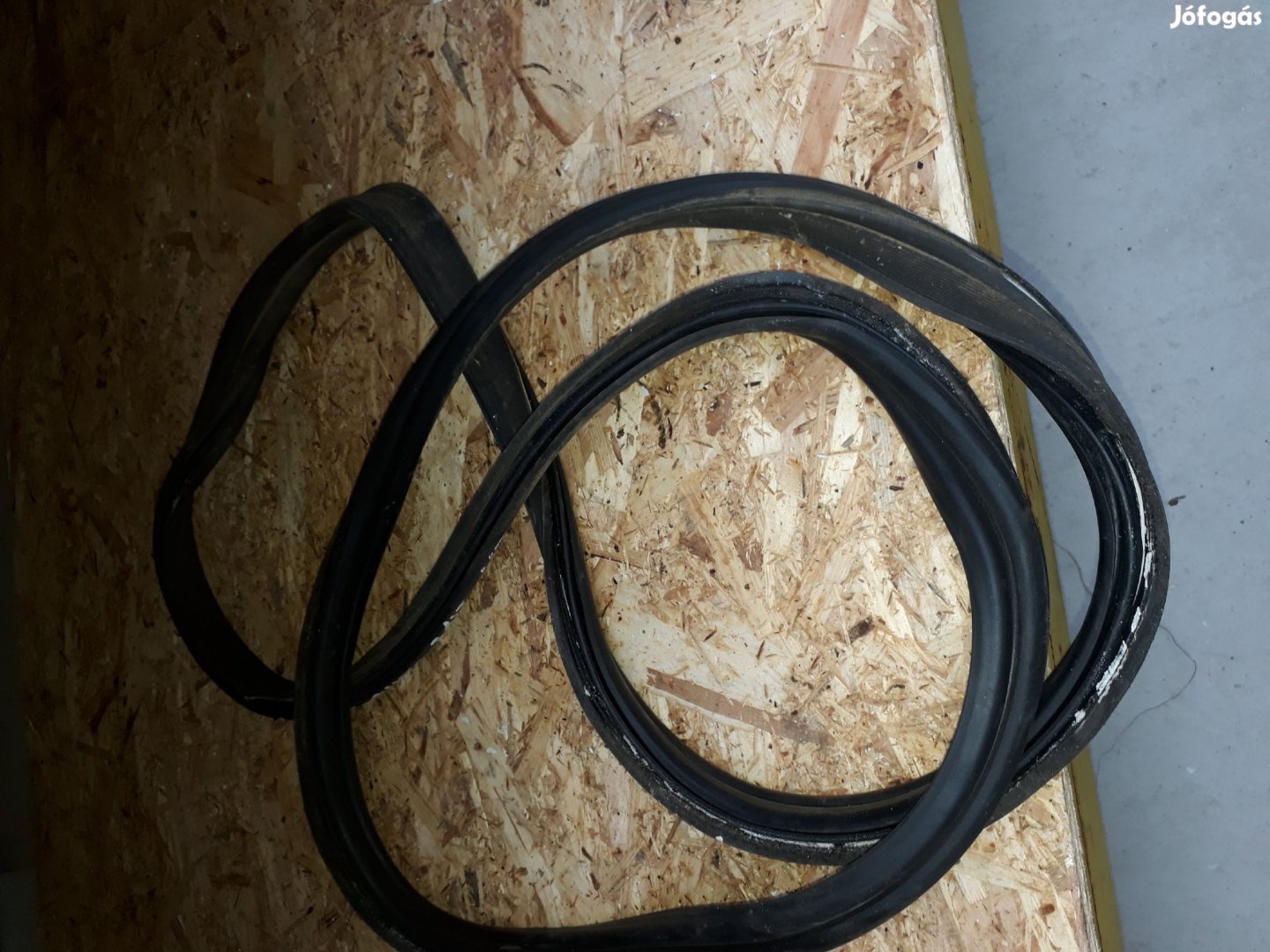 Fiat Grande Punto Csomagtérajtó Gumikéder