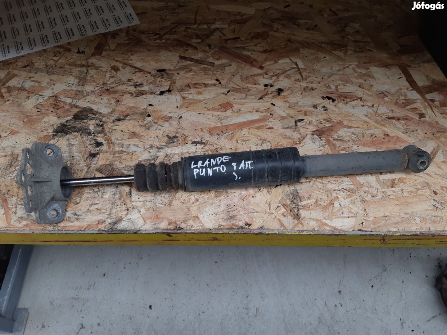 Fiat Grande Punto Jobb Hátsó Lengéscsillapító