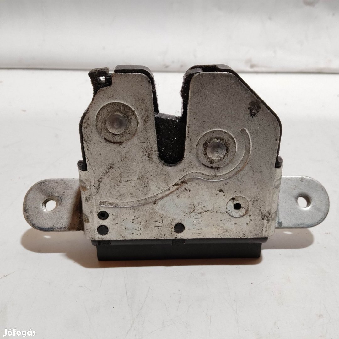 Fiat Grande Punto csomagtér ajtó zár 55701971