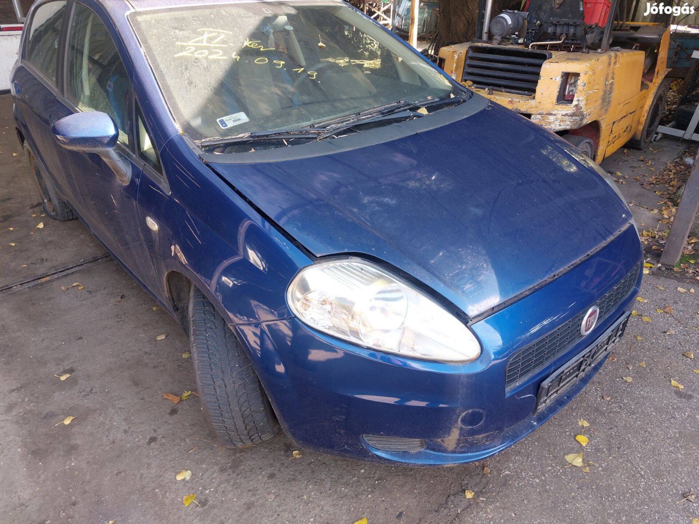 Fiat Grande Punto karosszéria elemei kék