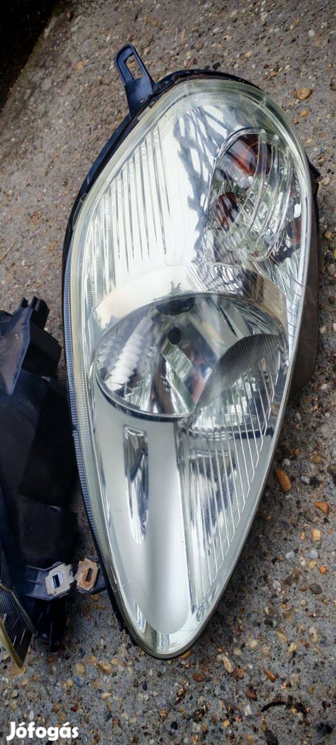 Fiat Grandepunto fényszórók párban