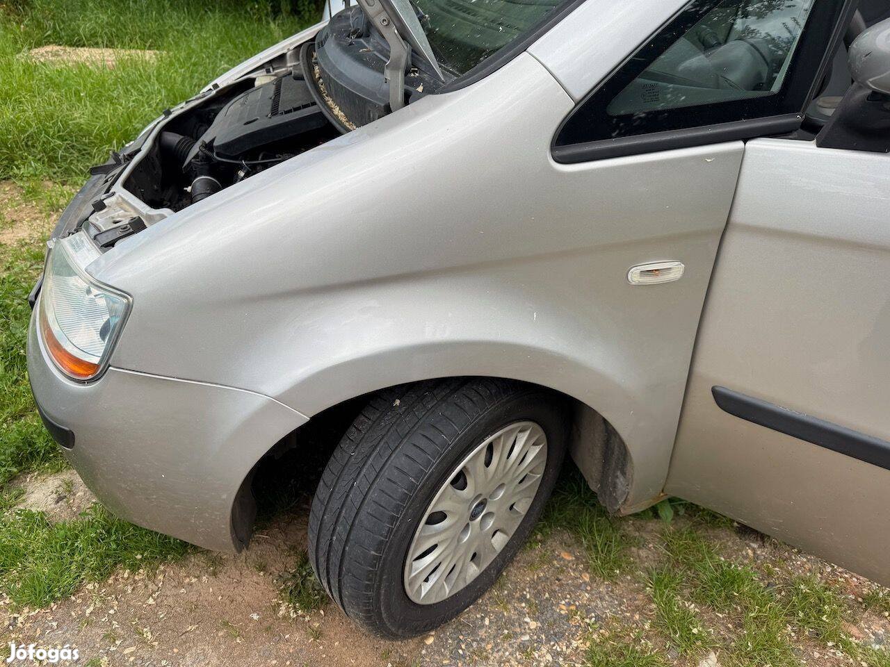 Fiat Idea 1.3 JTD 51KW bal első sárvédő