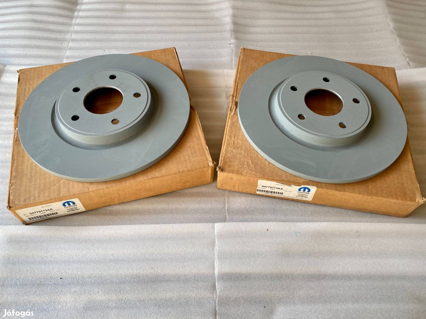 Fiat Mopar hátsó féktárcsák, új 04779713AA
