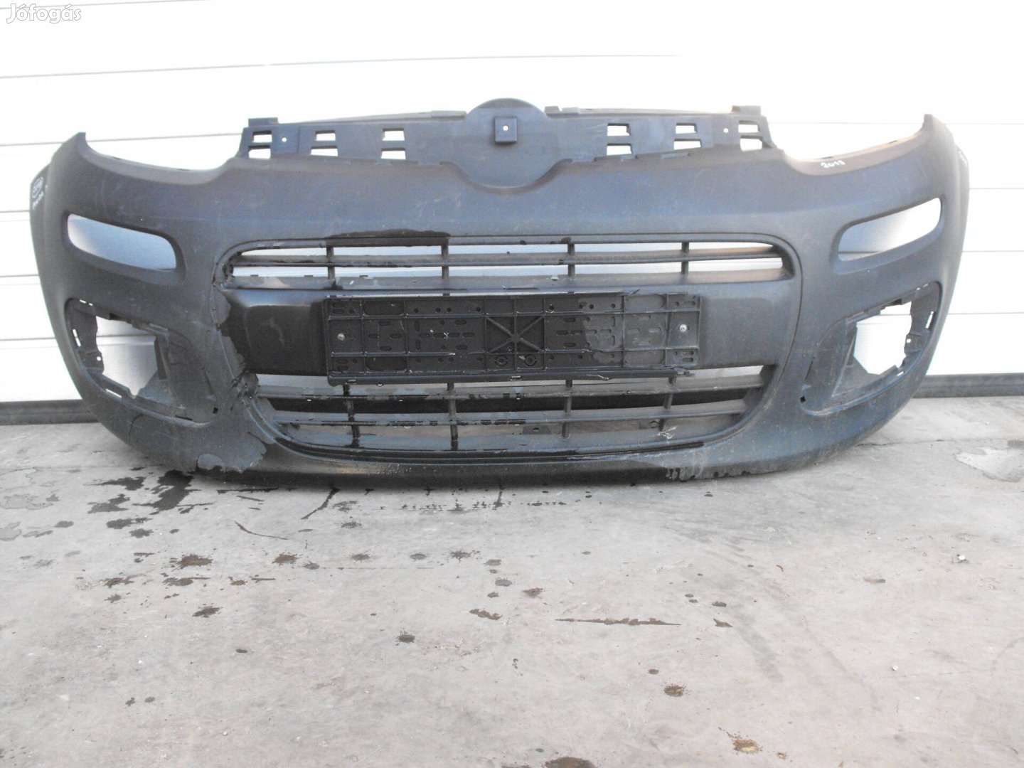 Fiat Panda 3 első lökhárító lökő 2012-2019