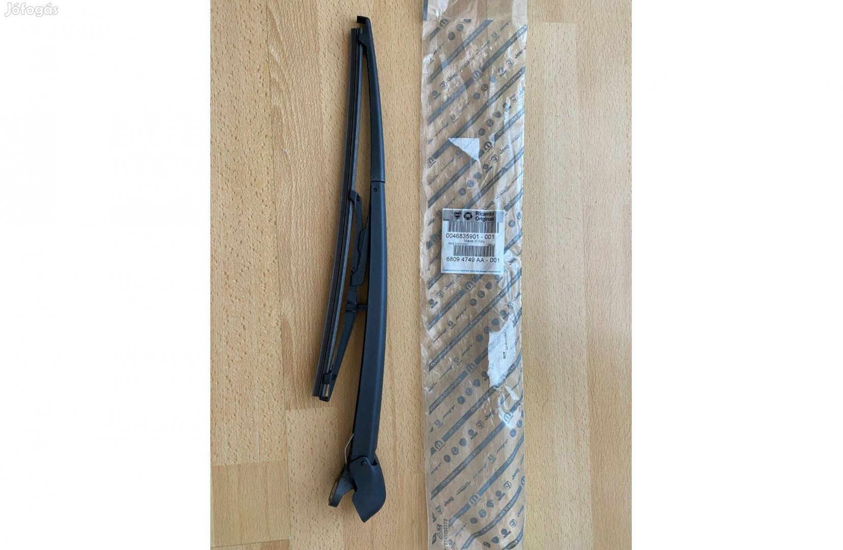 Fiat Panda hátsó ablaktörlőkar komplett 46835901