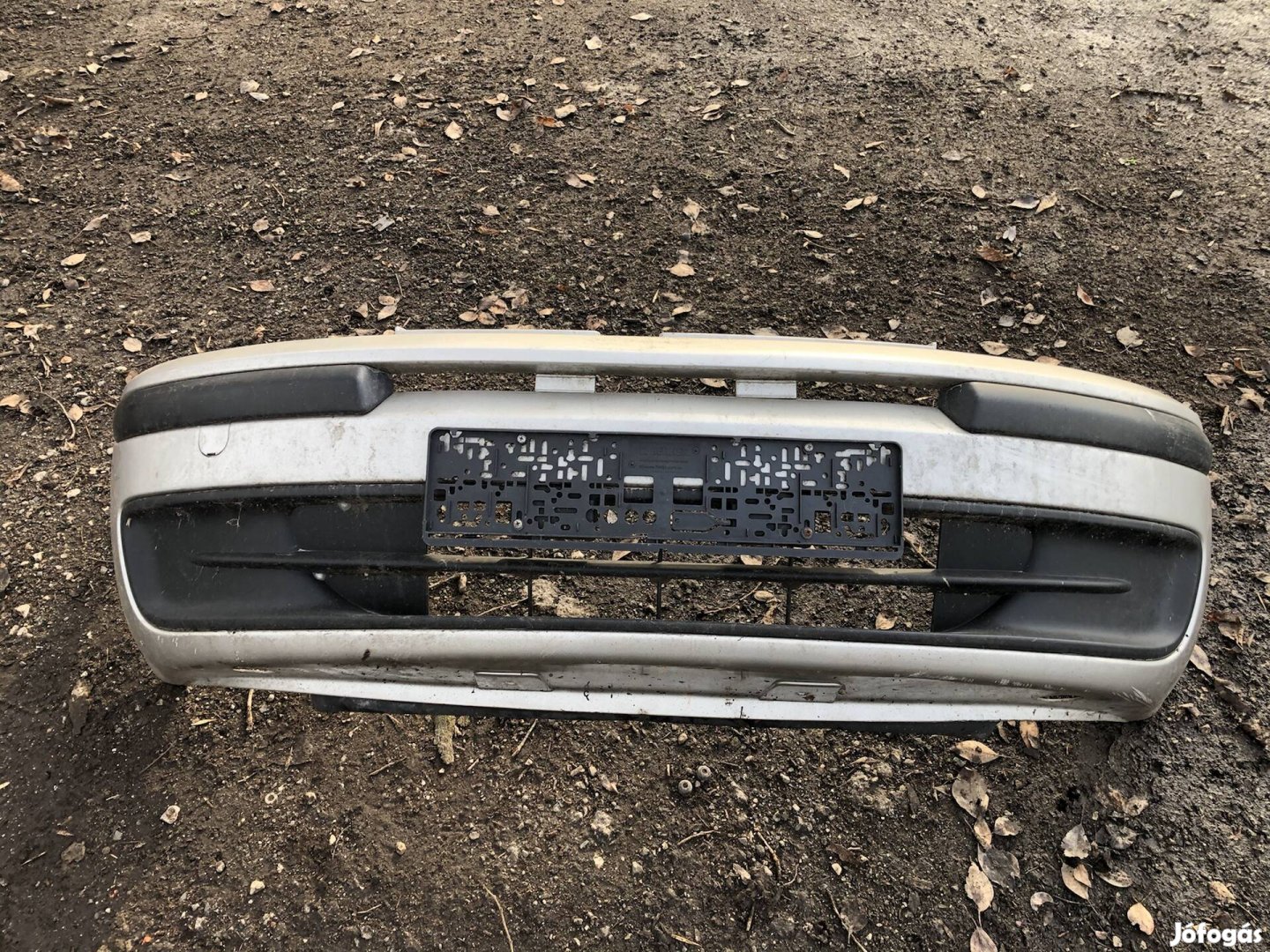 Fiat Punt II 2 első lökhárító ezüst 