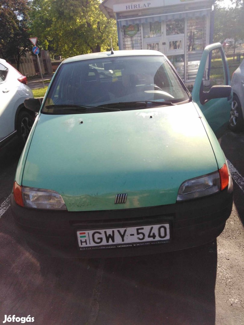 Fiat Punto 1,5-ev müszakival 