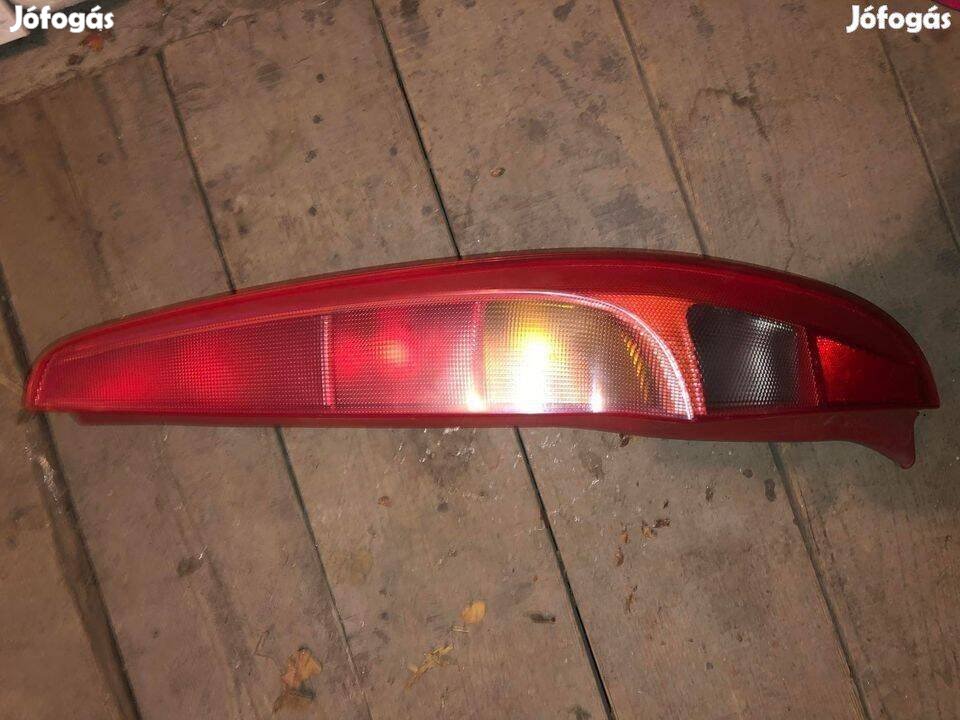 Fiat Punto 2 és 2B jobb hátsó lámpa