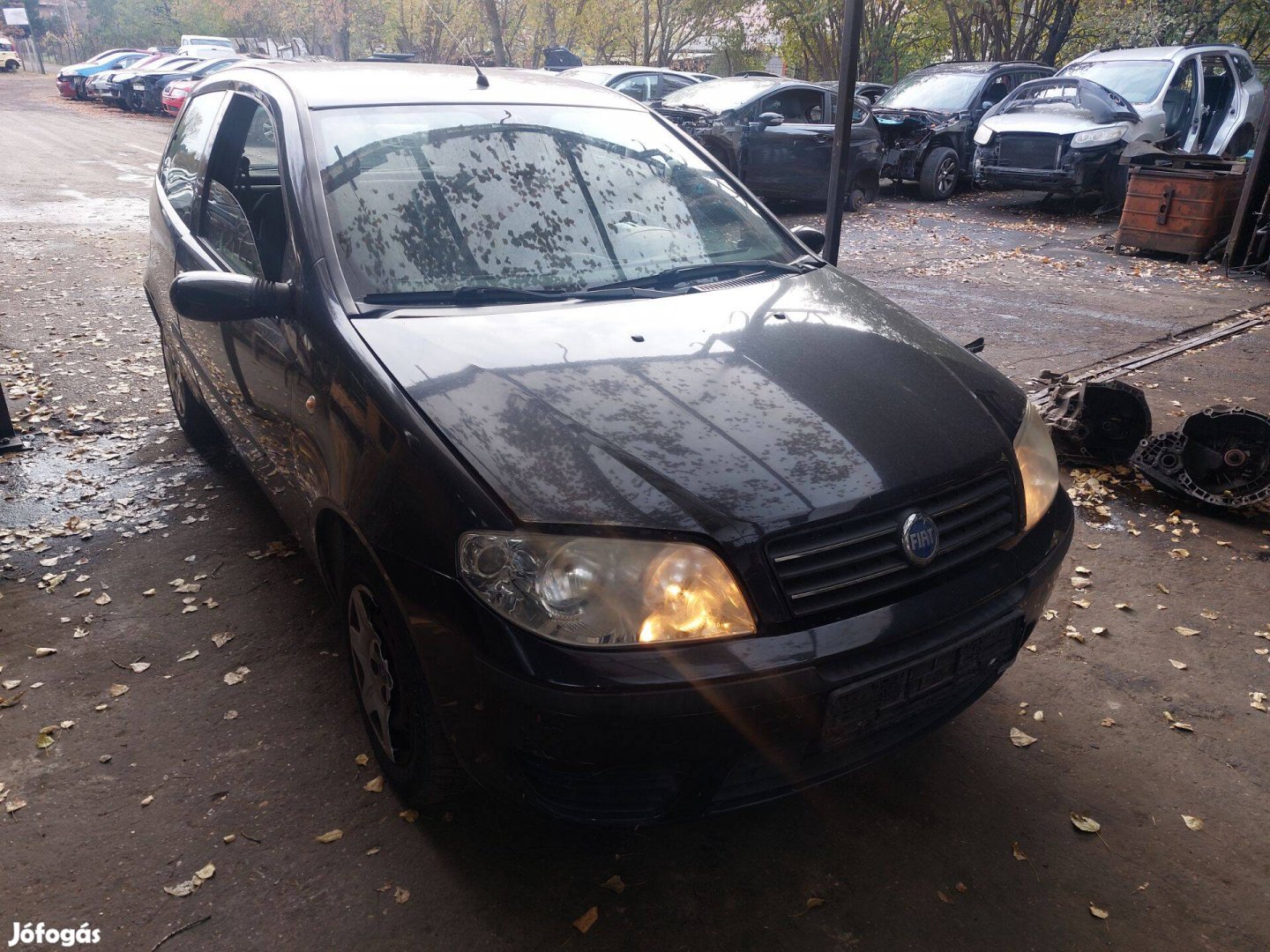 Fiat Punto 2 karosszéria elemei 632T Black HWB