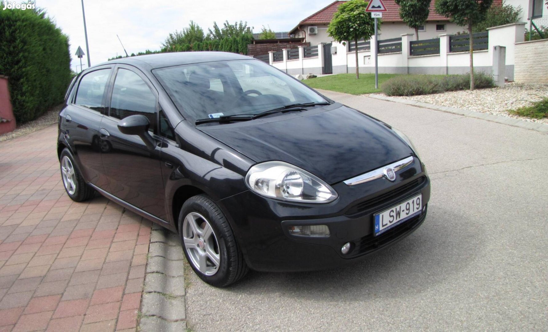 Fiat Punto Evo 1.4 8V Active 2010-Es Modell......