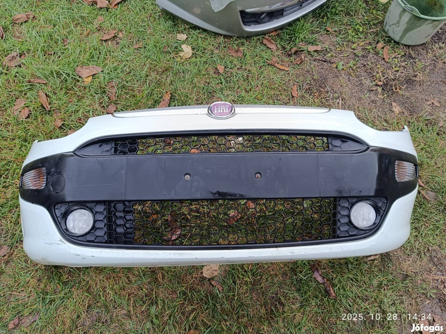 Fiat Punto Evo első lökhárító 