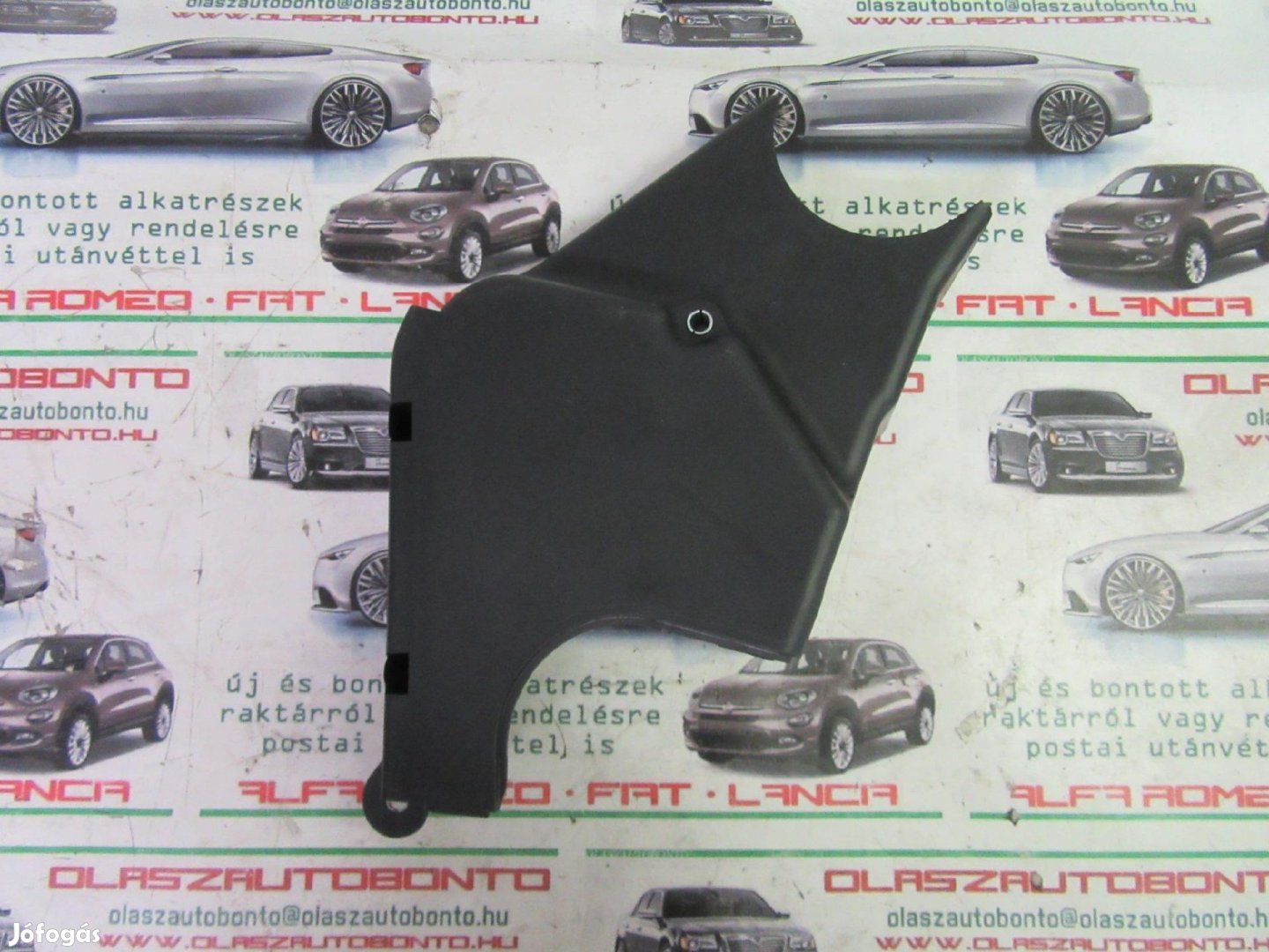 Fiat Punto III.  1,2 8v Euro 3  vezérműburkolat 55183452