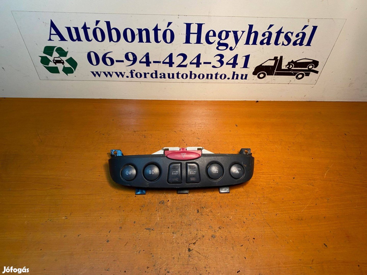 Fiat Punto II 1.2 középkonzul panel