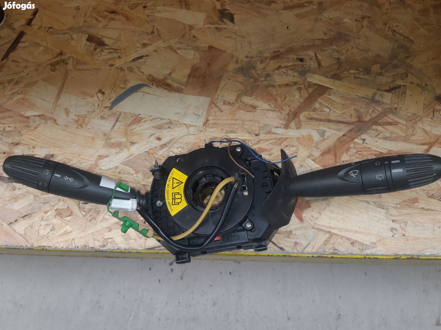 Fiat Punto II Bajuszkapcsoló Konzol Légzsák Átvezető Szalag