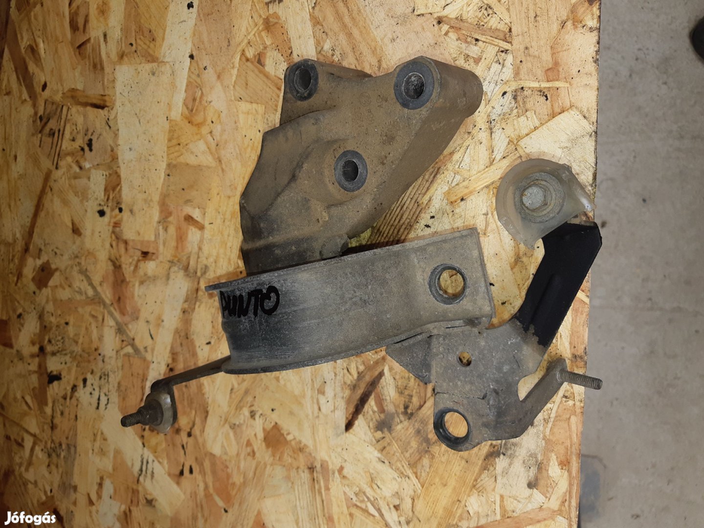 Fiat Punto II Jobb Motortartó Bak