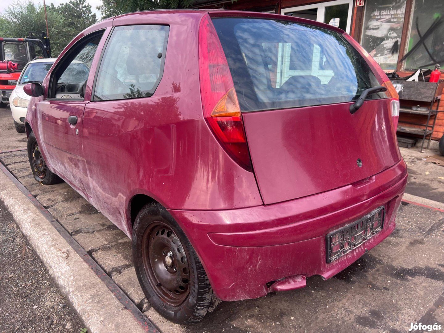 Fiat Punto II (2003) 1.2i 188A4000 Alkatrészek #M3056
