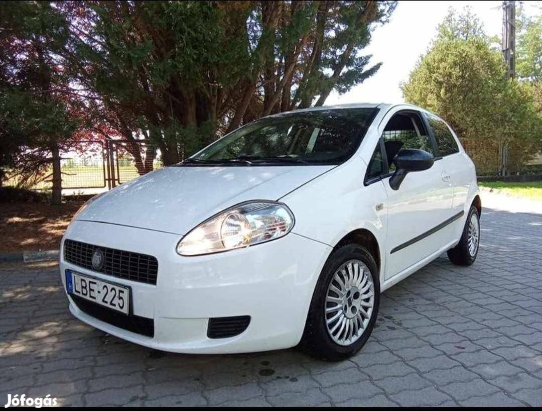 Fiat Punto Van 1,3 D napi használatból, friss müszaki,