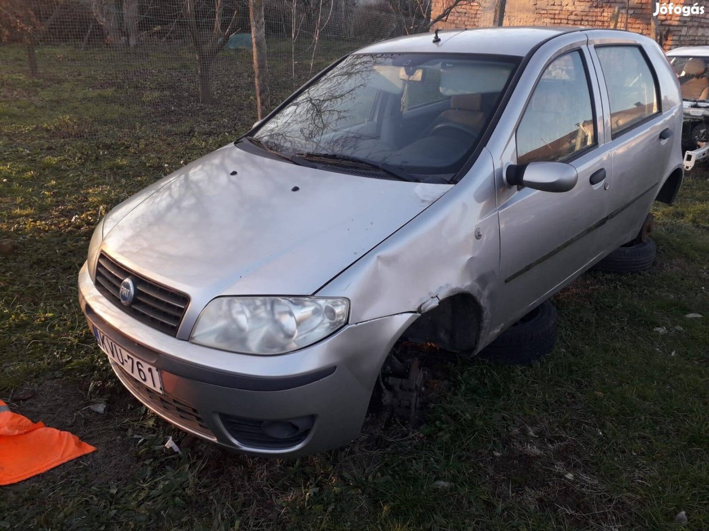 Fiat Punto eladó