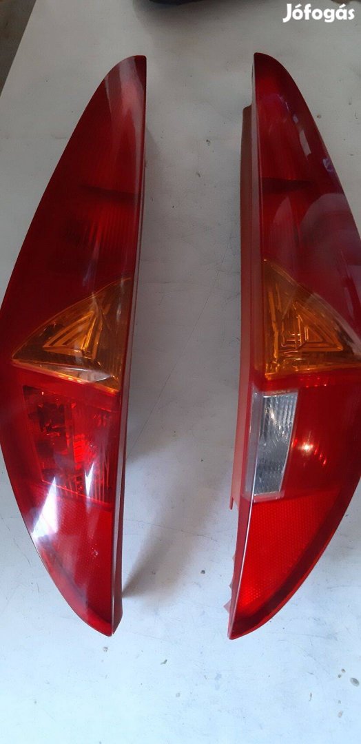 Fiat Punto hátsó lámpák bal jobb olcsón eladó