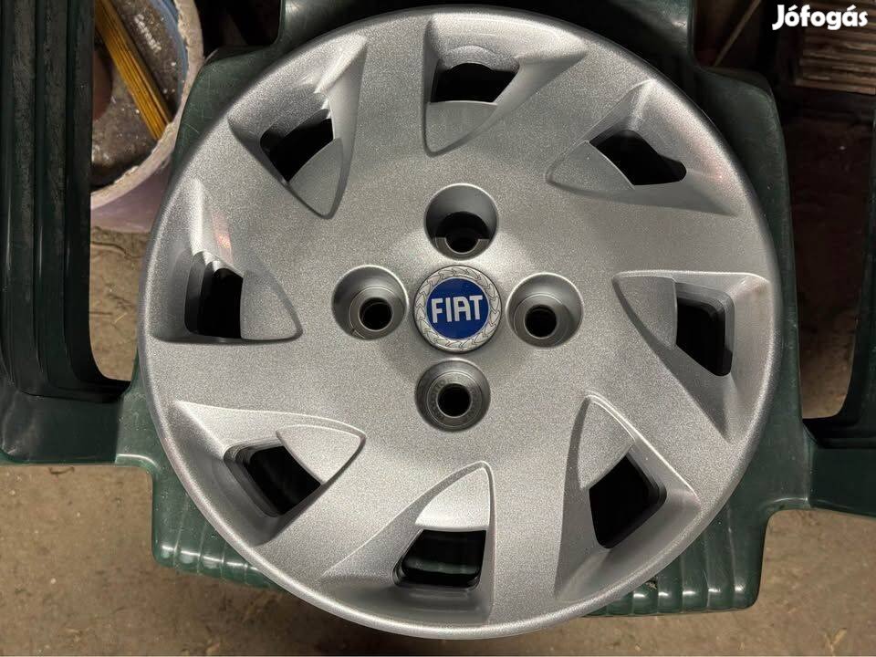 Fiat R13 dísztárcsa szett 13" Új