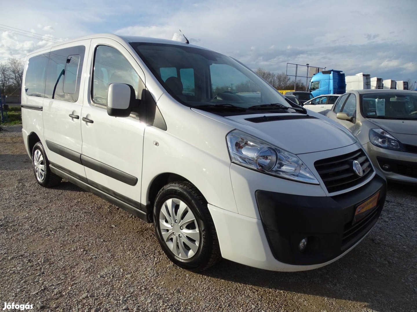 Fiat Scudo 2.0 Mjet L2H1 Executive E5 Vonóhorog...