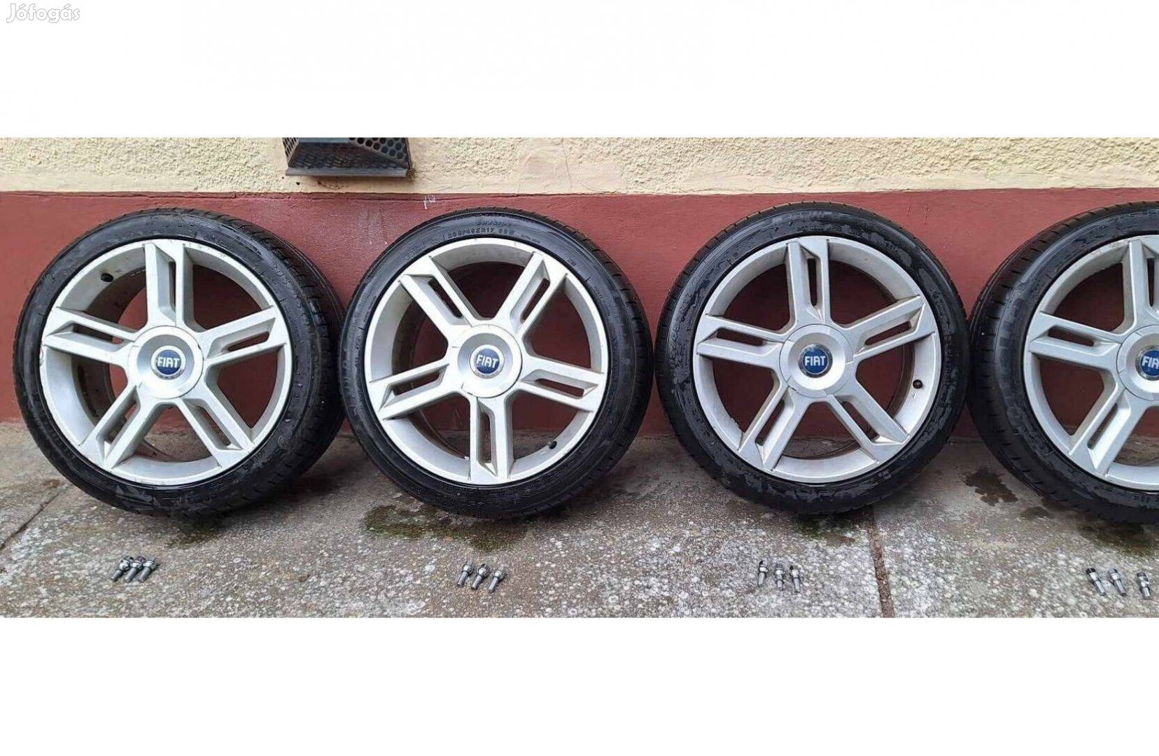 Fiat Stilo 17"-os alufelni garnitúra 205/45 R17 nyári gumival