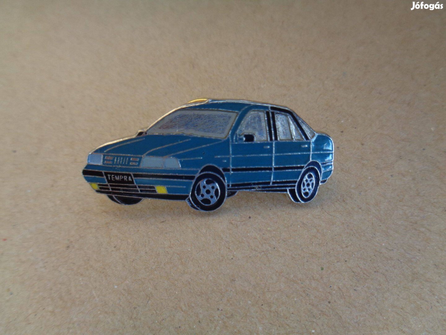 Fiat Tempra kitűző pin bross retro oldtimer veterán