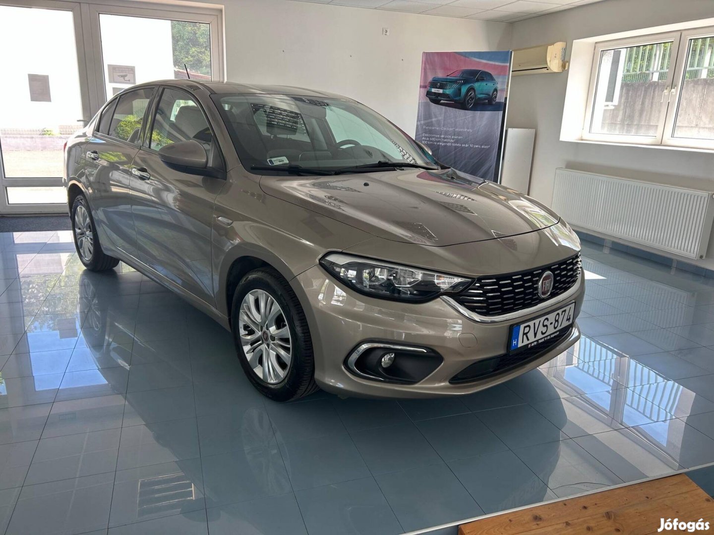 Fiat Tipo 1.4 16V Lounge 1.tulaj/27 E km/Mo-i!/...
