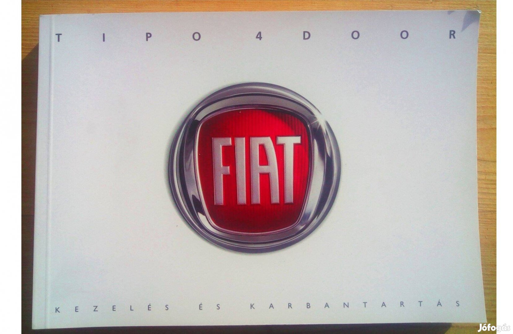 Fiat Tipo 4 Door Kezelés és Karbantartás (2018-)