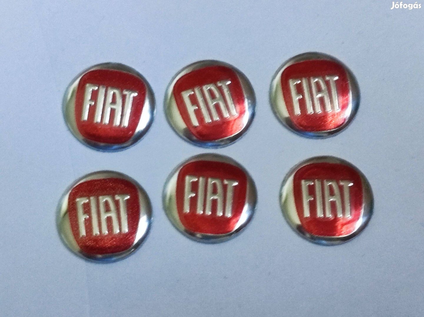 Fiat autó kulcs távirányító piros embléma 15 mm-es