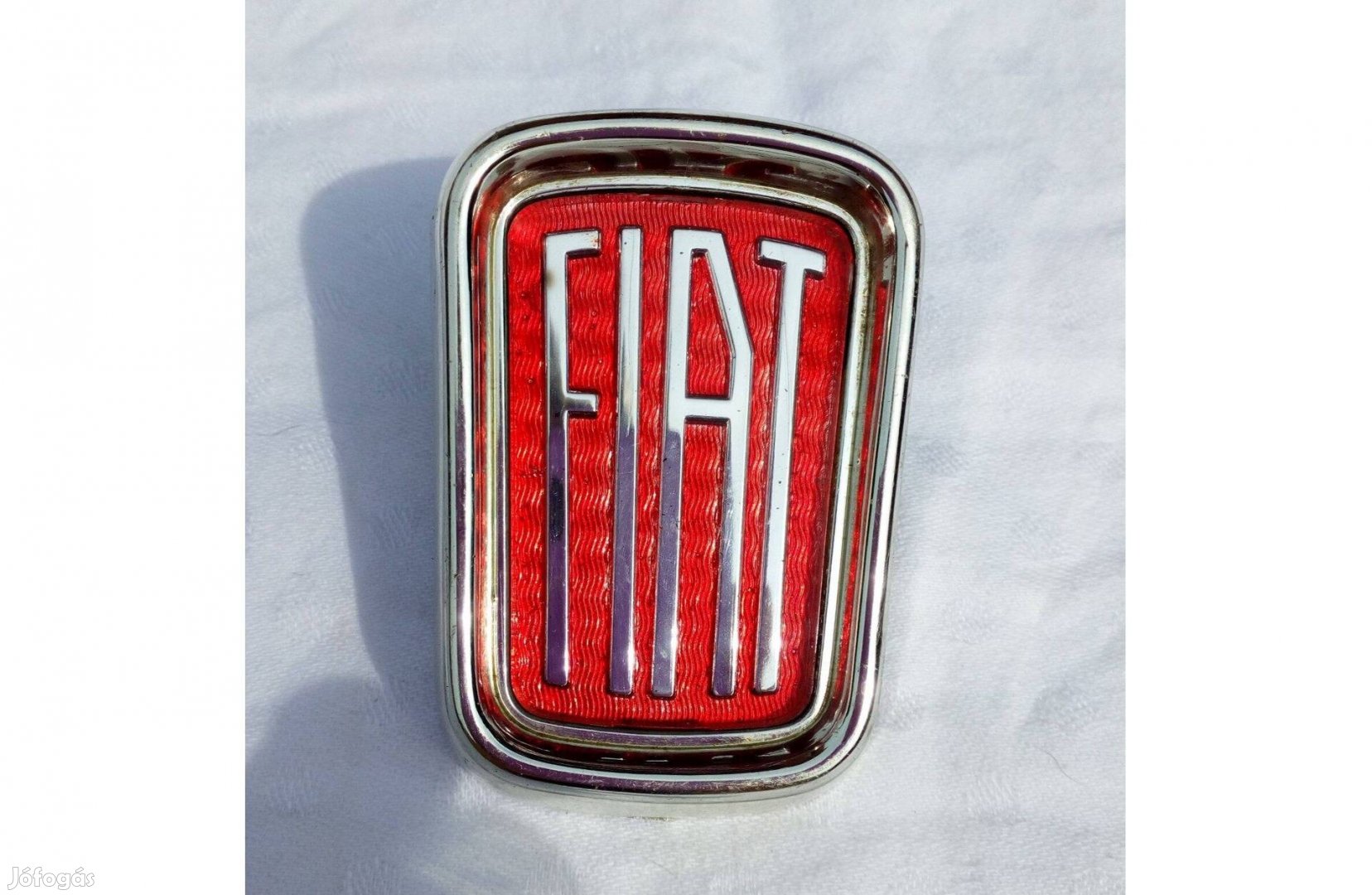 Fiat embléma gyári új króm több típushoz: Fiat 500, 125