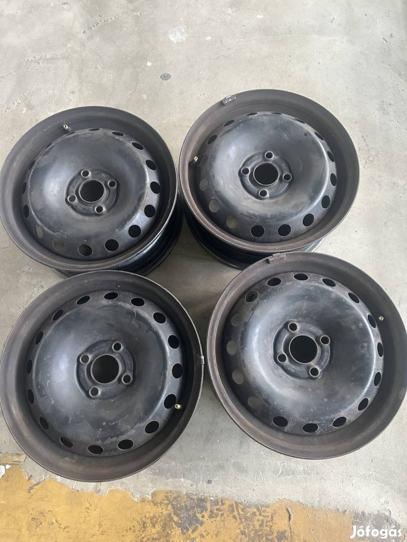Fiat lemezfelni 15"
