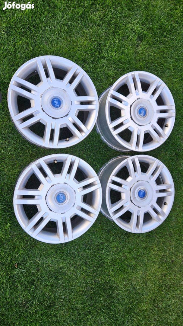 Fiat lemezfelni 16"