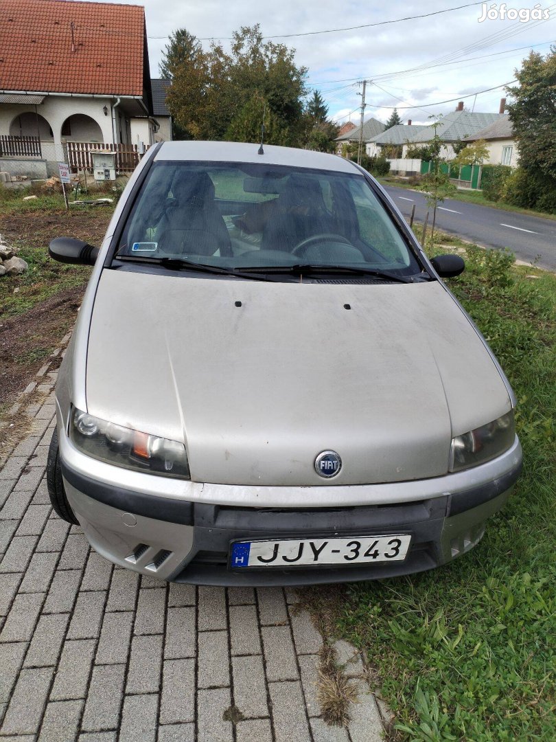 Fiat punto1.2 8v 1242cm3 44kw 245000km 2év műszakival eladó