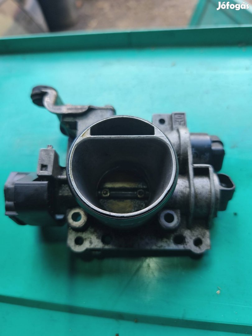 Fiat punto 1.2 16v fojtószelepház 