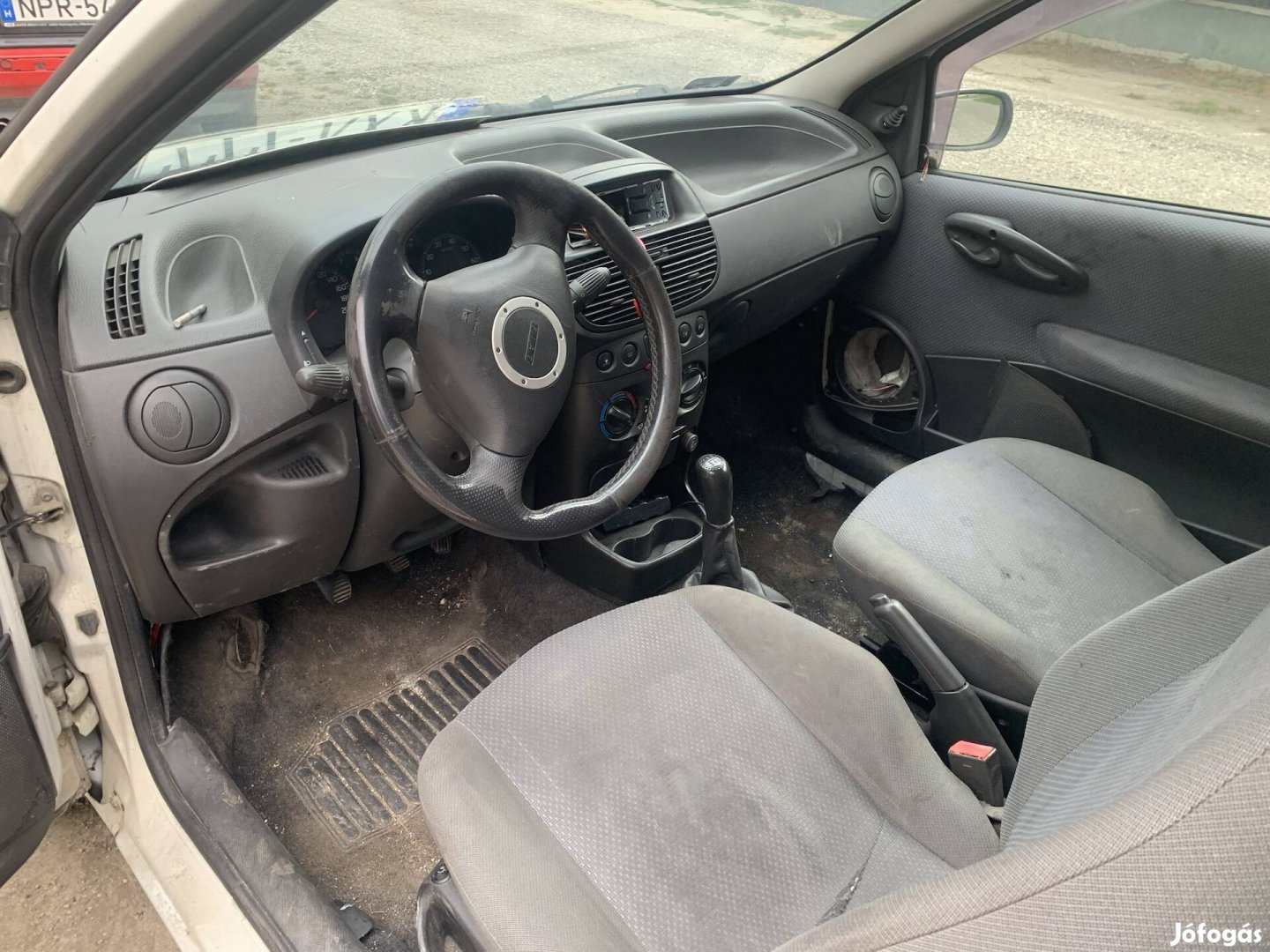 Fiat punto van beltér