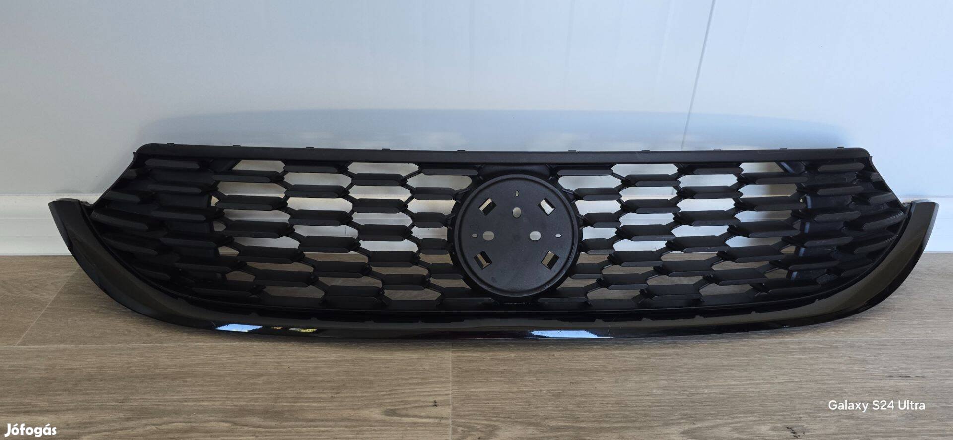 Fiat tipo 2014 től Hűtő díszrács Gyári bontott