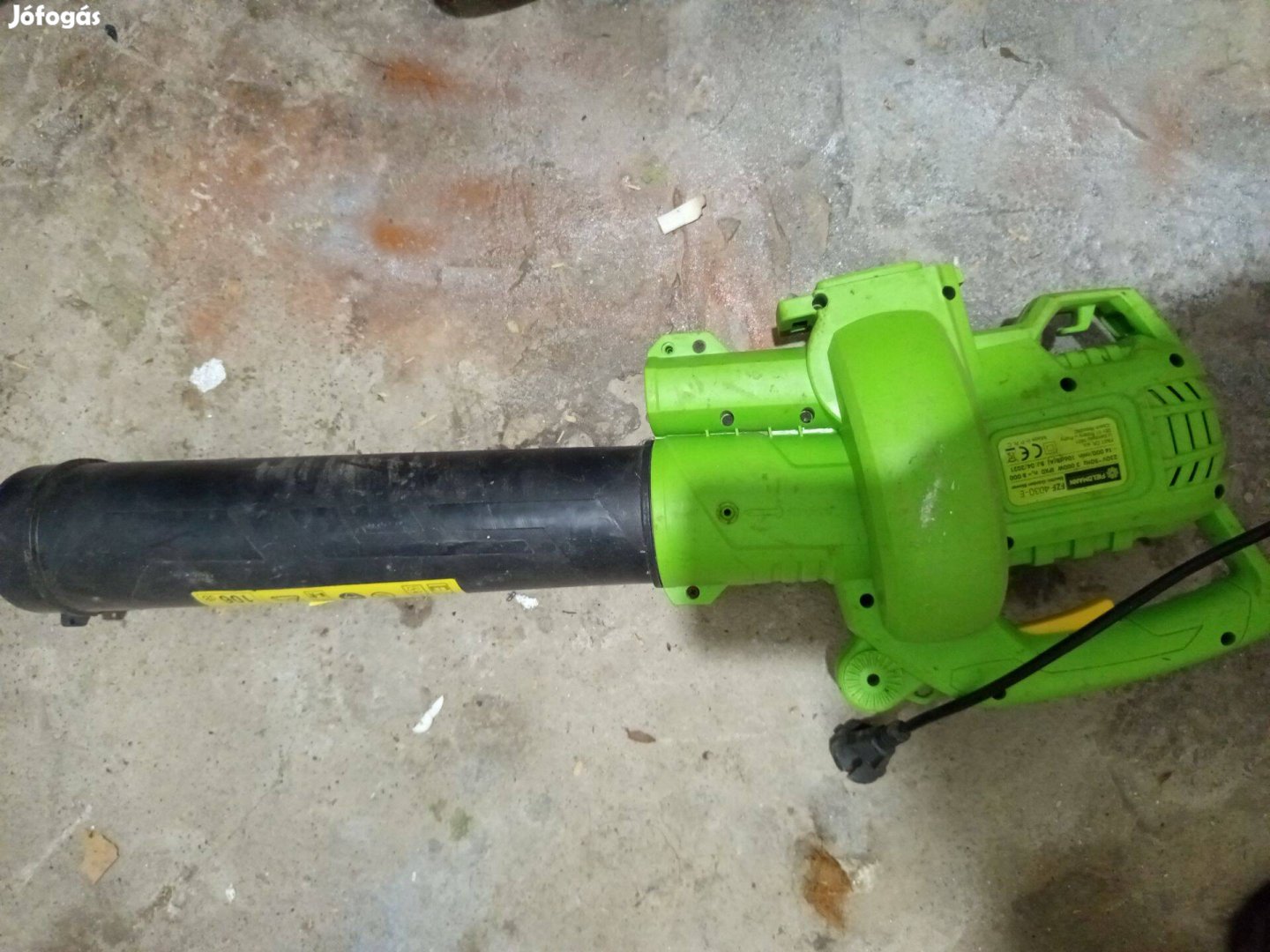 Fieldmann lombfúvó