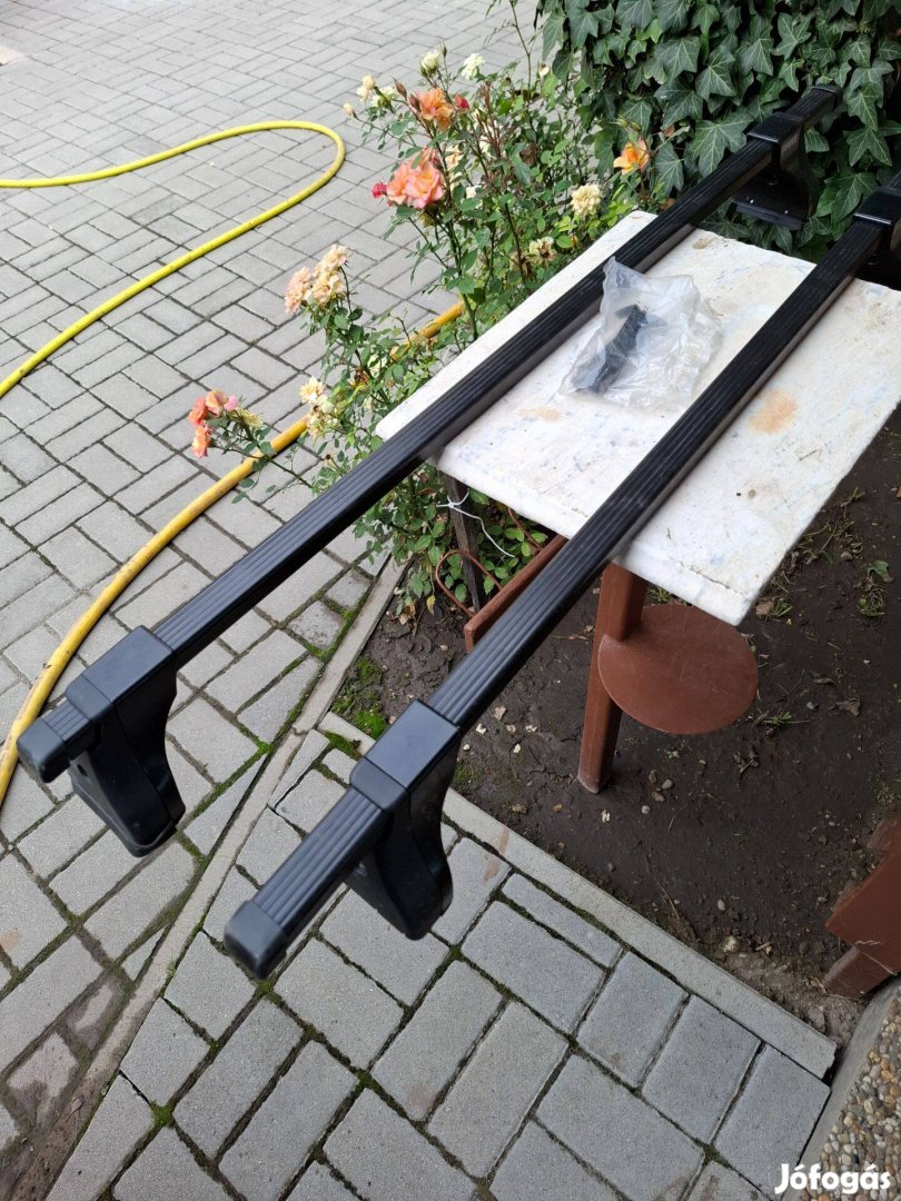 Fiesta tetőcsomagtartó thule