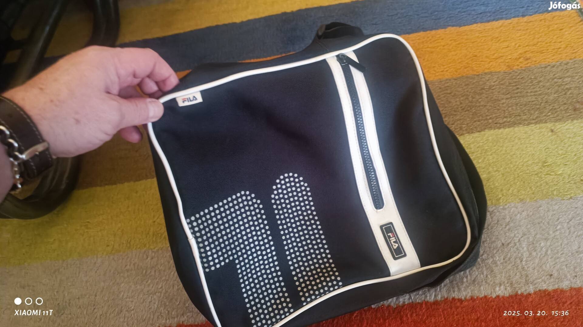 Fila válltáska, nem használt, eredeti. Posta 