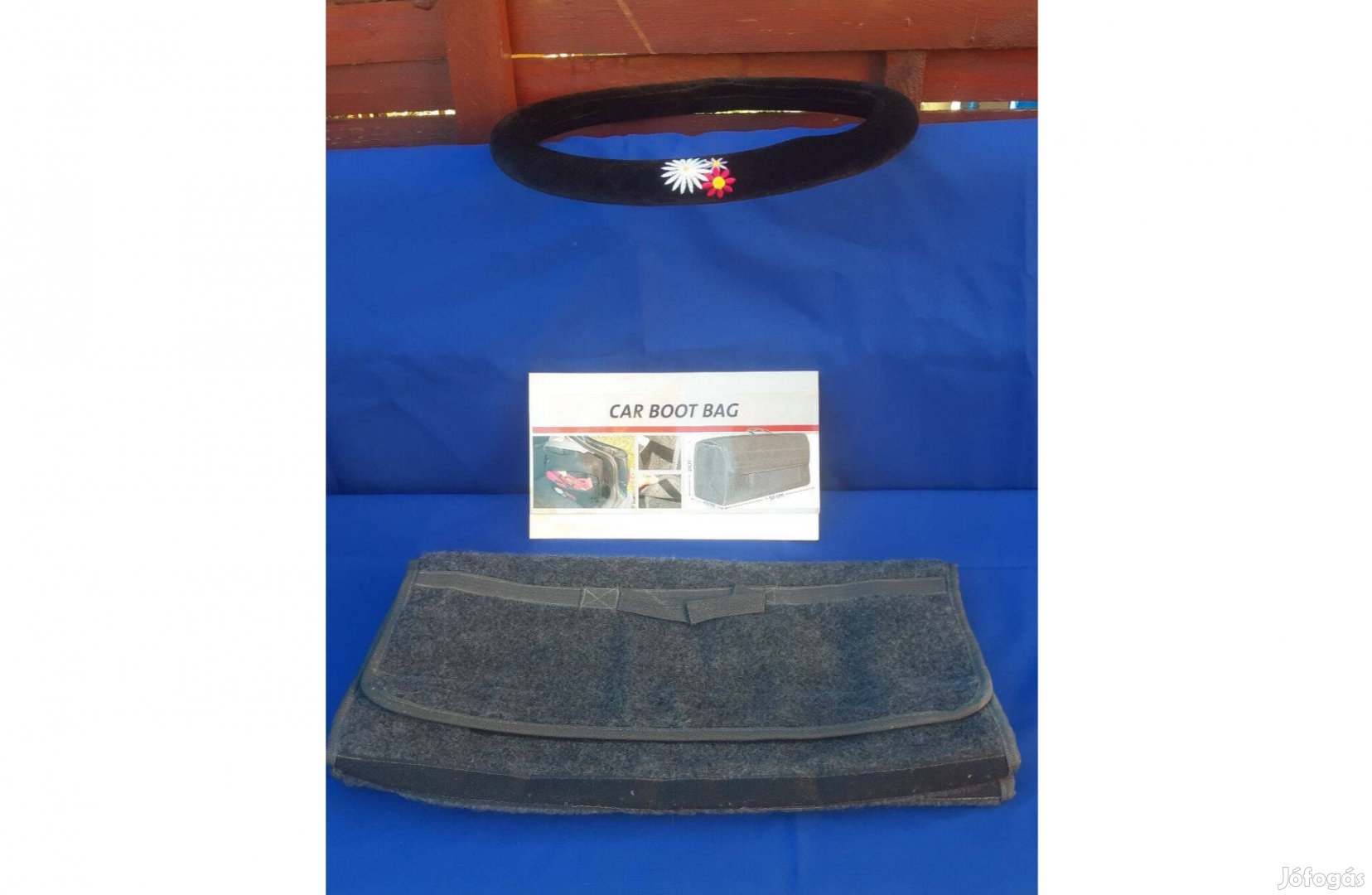 Filc autó csomagtartó táska és bársony kormányvédő együtt