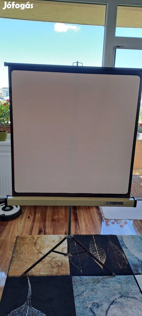 Filmvetítő vászon, 100x100cm-es, állítható, vadonatúj