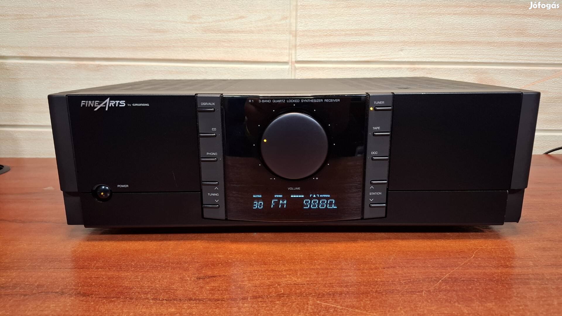 Finearts Grundig R1