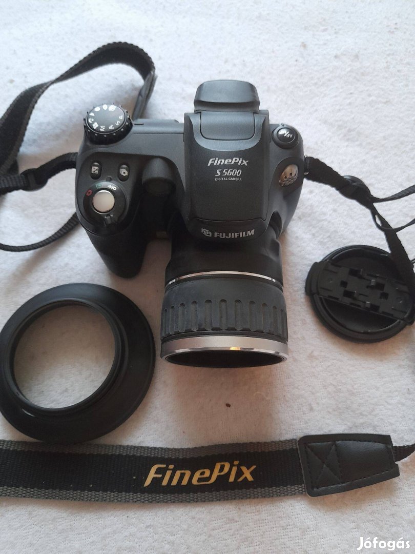 Finepix S 5600-as digitális fényképezőgép