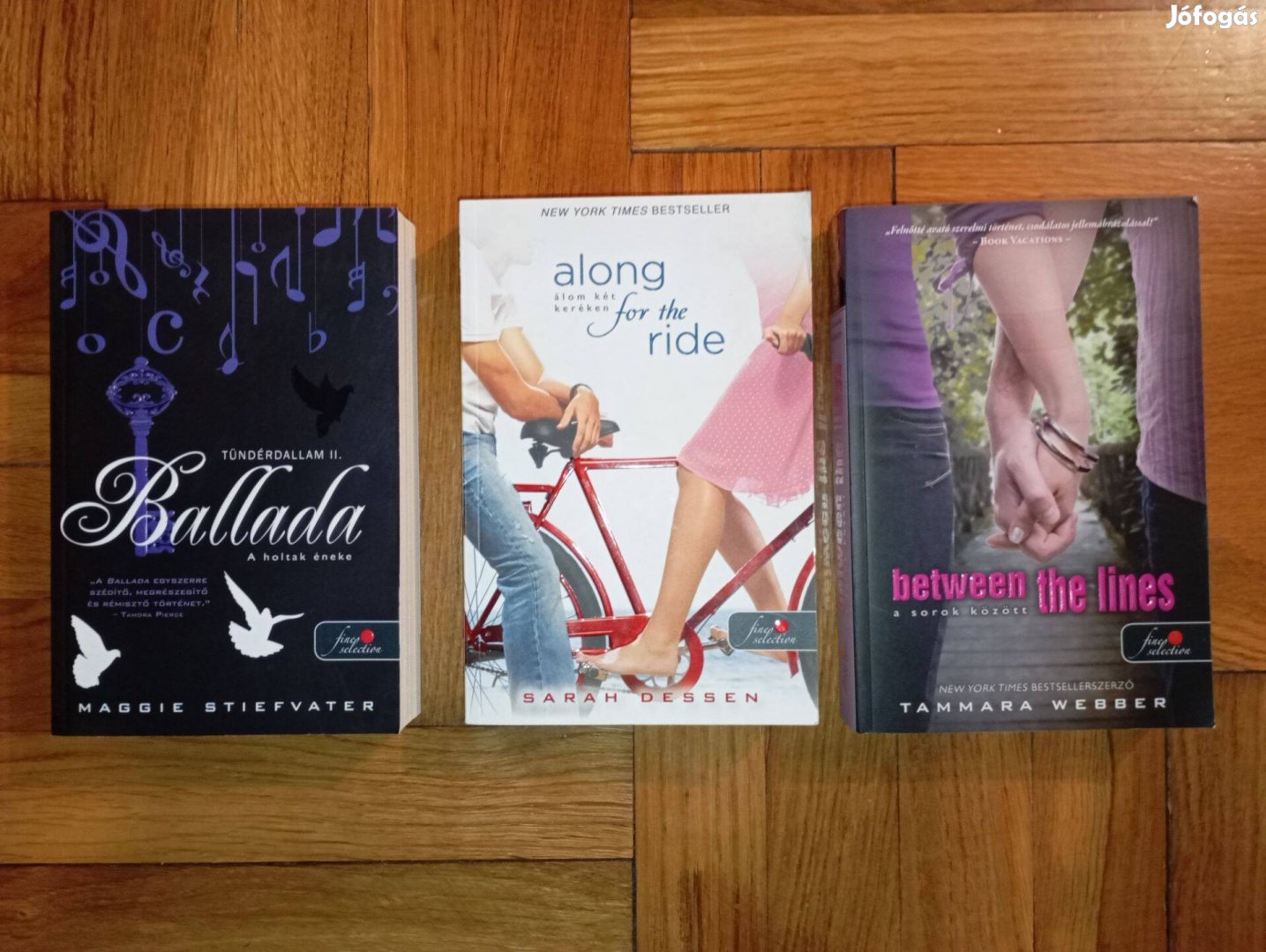 Finest selection vörös pöttyös könyvcsomag