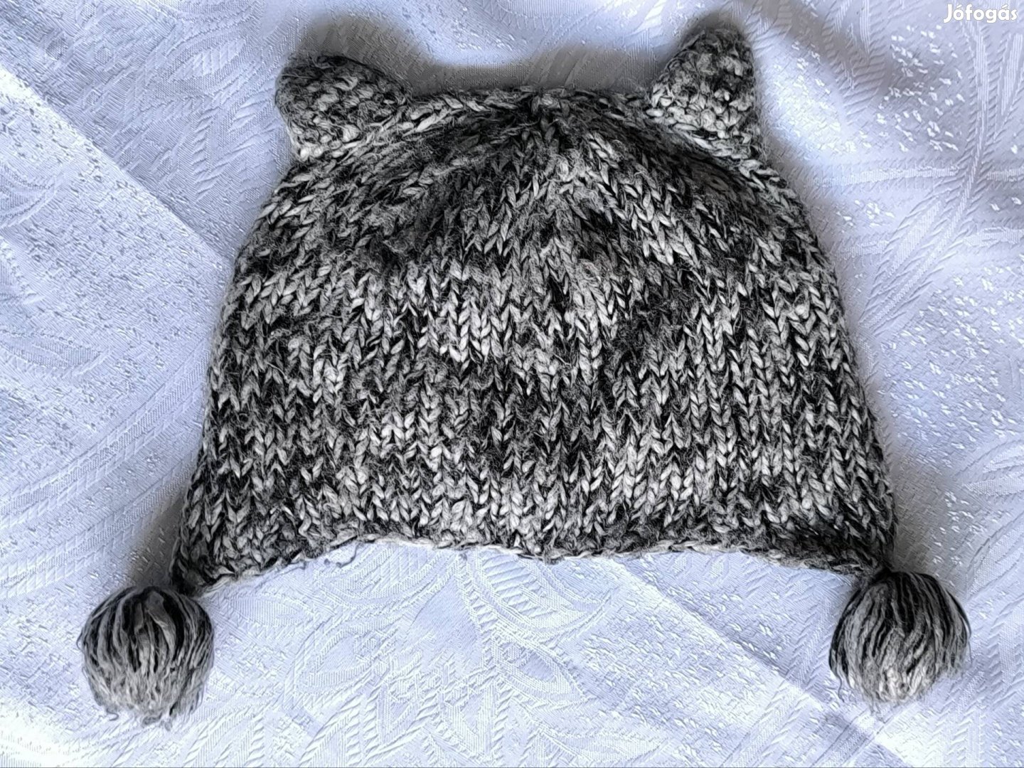 Finomkötött FF sapka