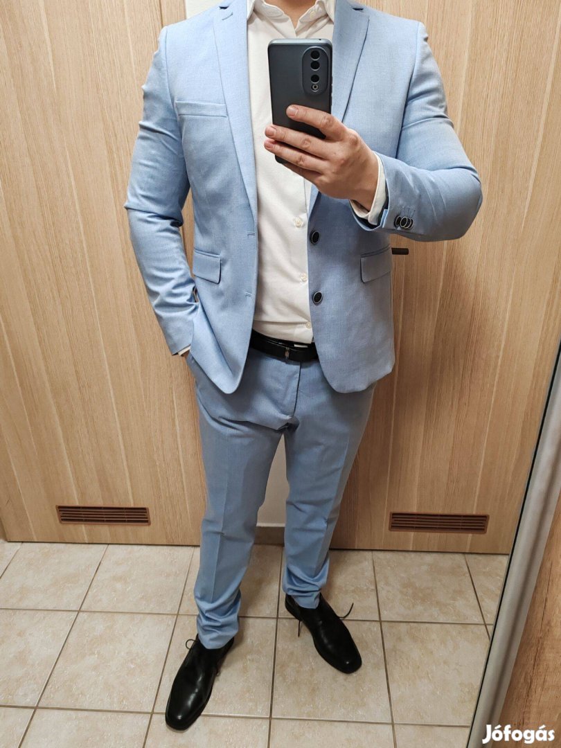 Finshley and Harding férfi öltöny 52