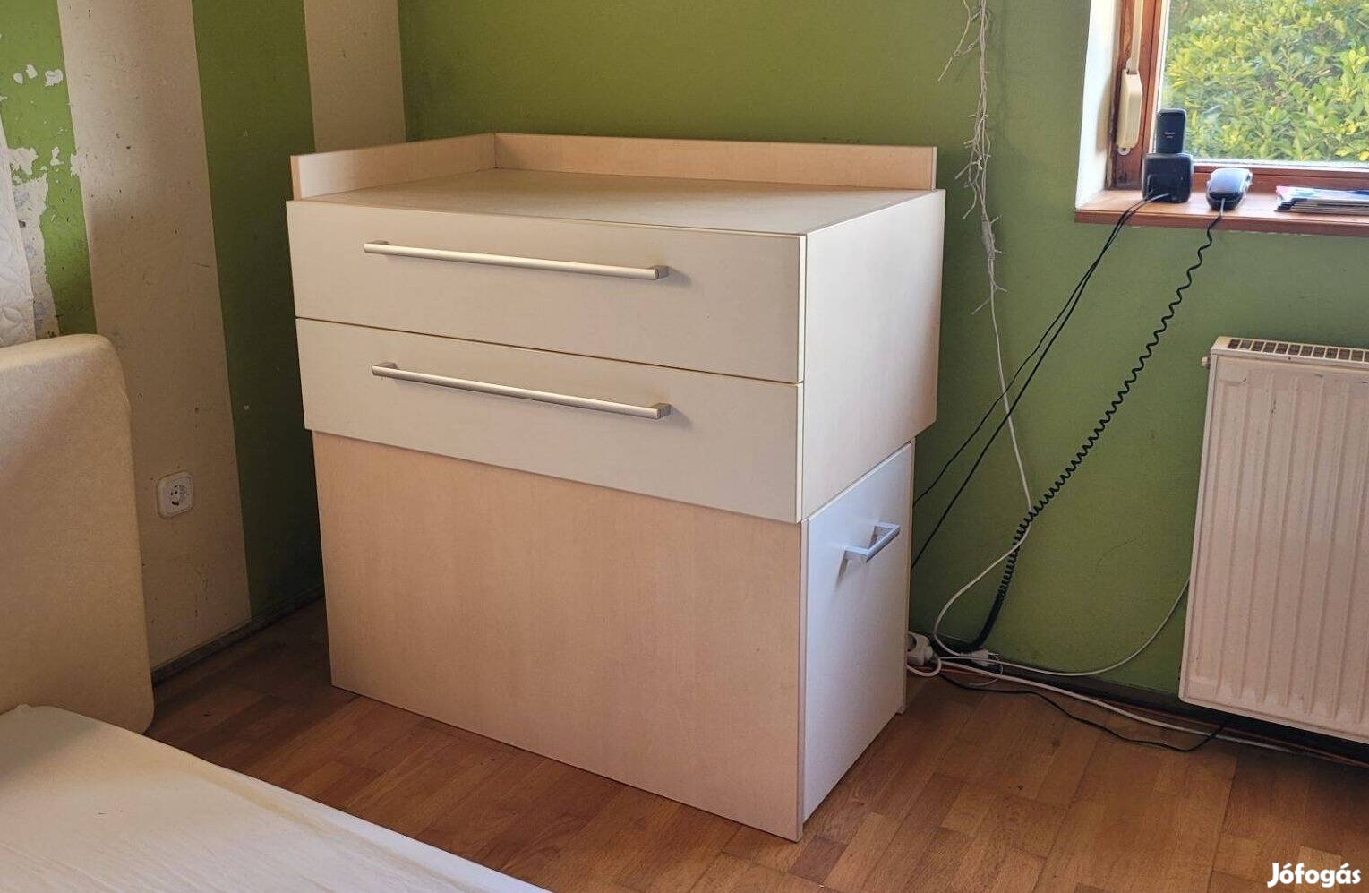 Fiókos szekrény eladó